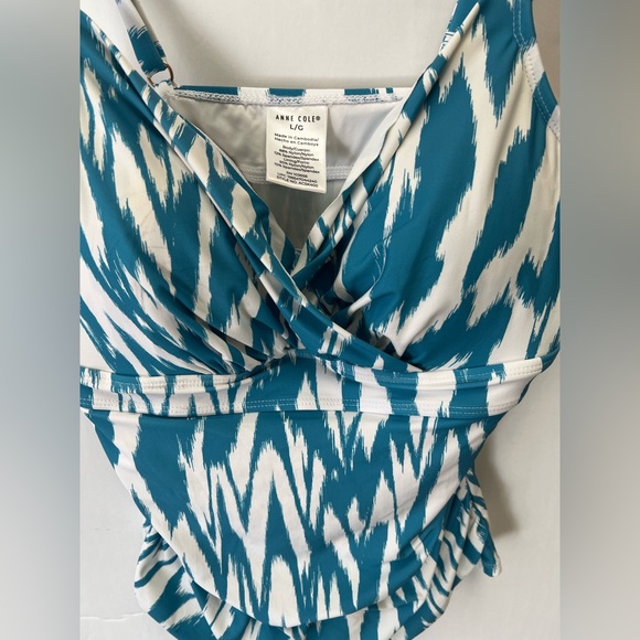 ANNE COLE TEAL & WHITE SIZE LARGE PATTERNED TANKINI PADDED WITH UNDERWIRES. NWOT - Picture 2 of 8